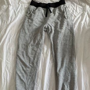 grey sweatpants